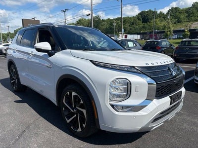 2023 Mitsubishi Outlander Plug-In Hybrid SEL