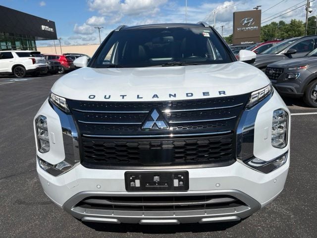 2023 Mitsubishi Outlander Plug-In Hybrid SEL