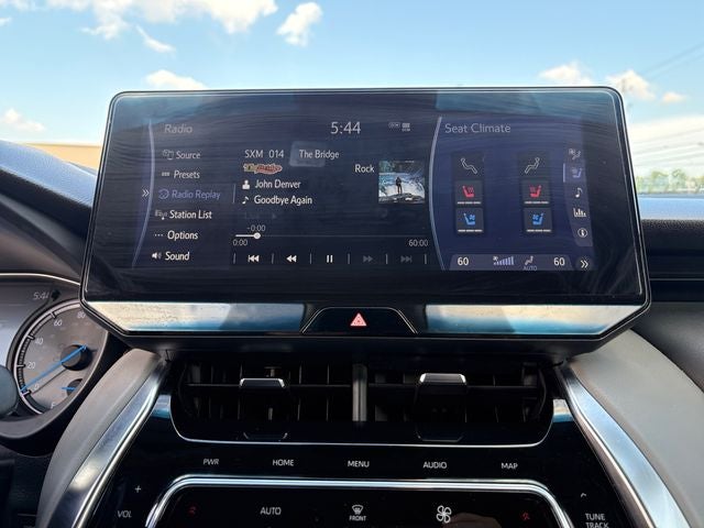 2021 Toyota Venza XLE