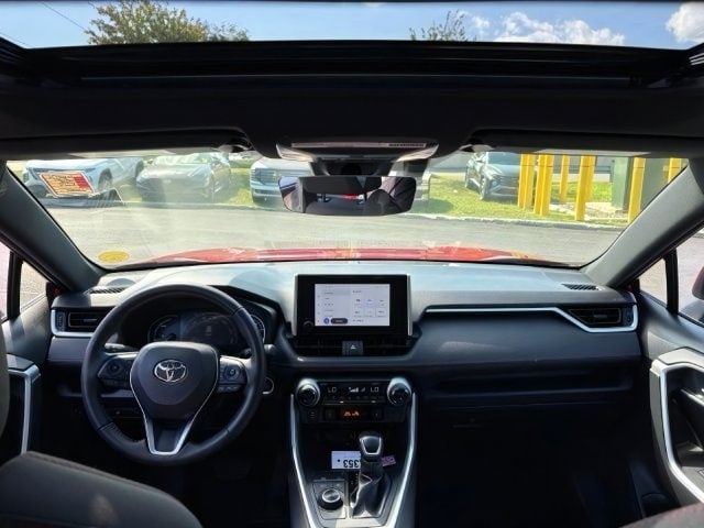 2024 Toyota RAV4 Prime SE