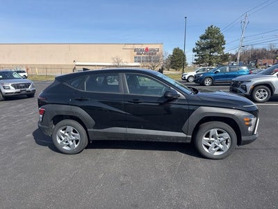 2025 Hyundai Kona SE
