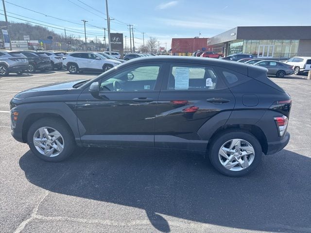 2025 Hyundai Kona SE