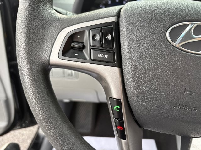 2017 Hyundai Accent Value Edition