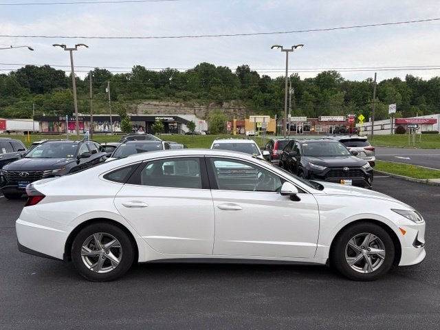 2022 Hyundai Sonata SE