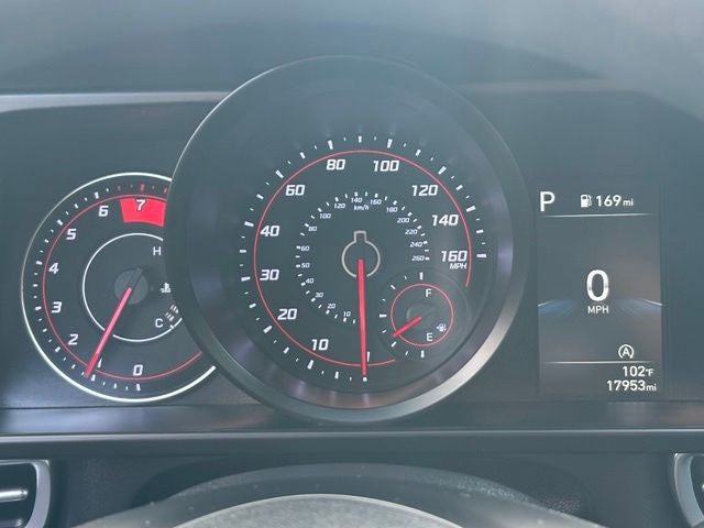 2023 Hyundai Elantra SE