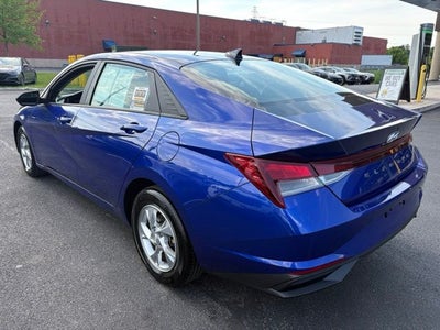 2023 Hyundai Elantra SE