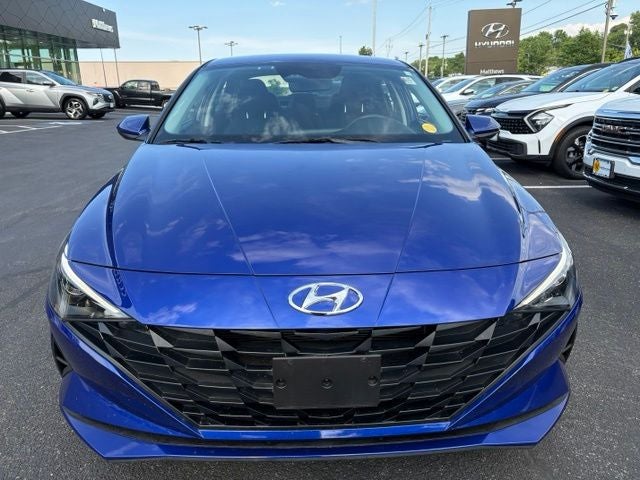 2023 Hyundai Elantra SE