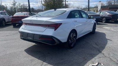 2025 Hyundai Elantra Limited