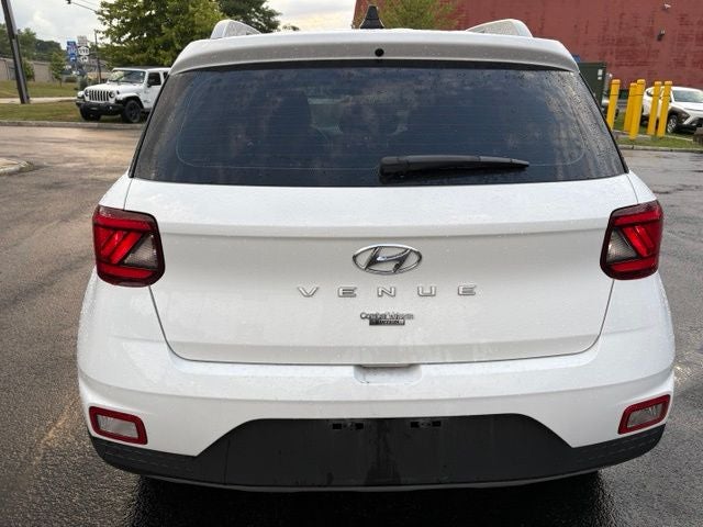 2022 Hyundai Venue SEL
