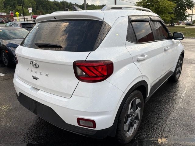 2022 Hyundai Venue SEL