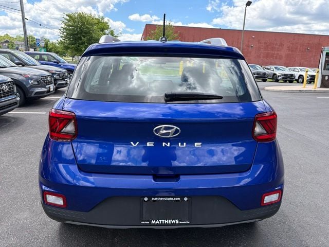 2023 Hyundai Venue SEL