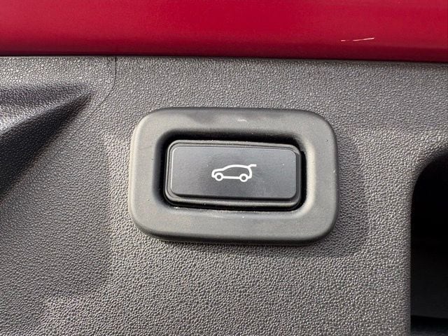 2022 Land Rover Discovery Sport S