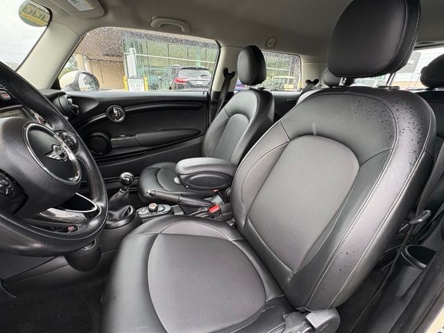 2017 MINI Hardtop 2 Door Cooper