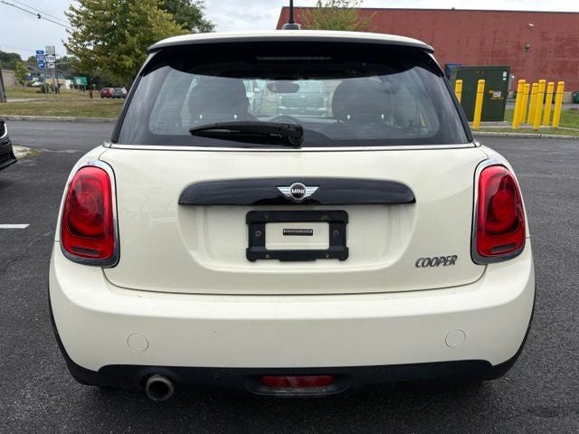 2017 MINI Hardtop 2 Door Cooper