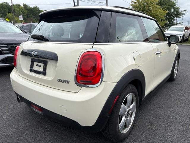 2017 MINI Hardtop 2 Door Cooper